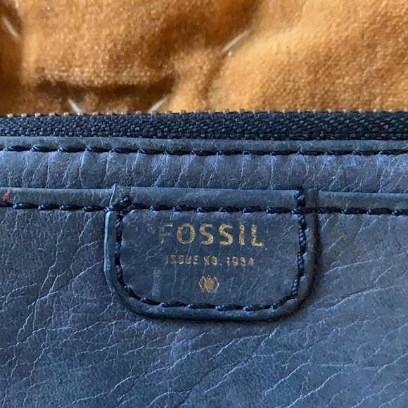 Fossil Wristlet - Picture 2 of 5